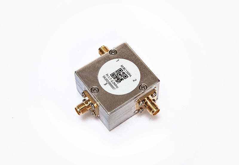5G Sub6G RF Circulator Base Station Component